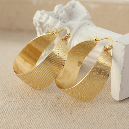 Copper Material Graceful Personality Simple Earrings