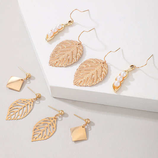 Textured Vintage Golden Leaf Earring Earring Set