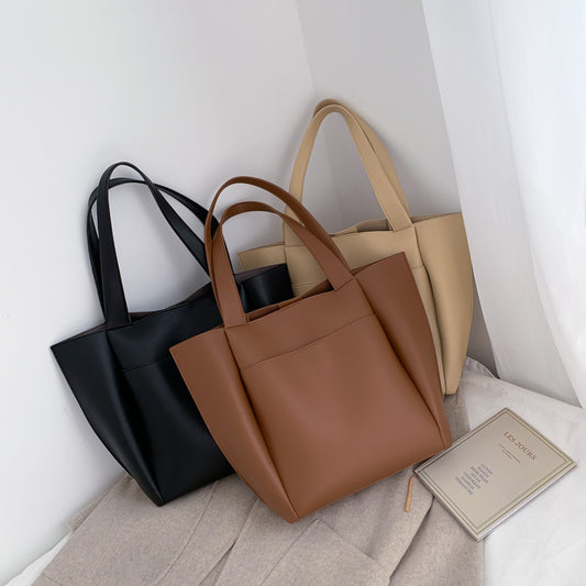 Retro Hong Kong style handbag