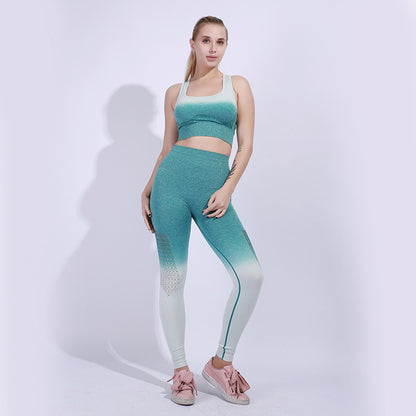 Seamless Yoga Suit Female Gradient Color Outdoor Running Sports Breathable Sweat-absorbent